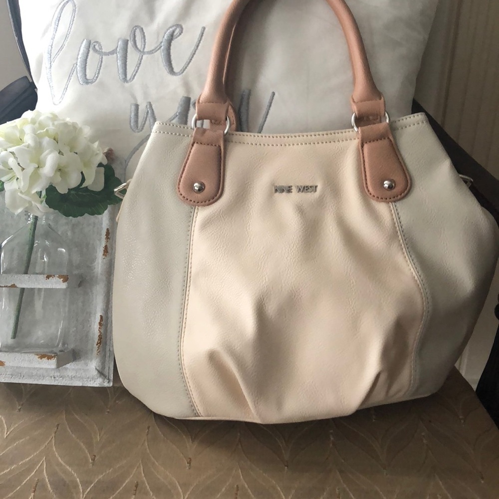 Nine West tan gray and off white handbag.